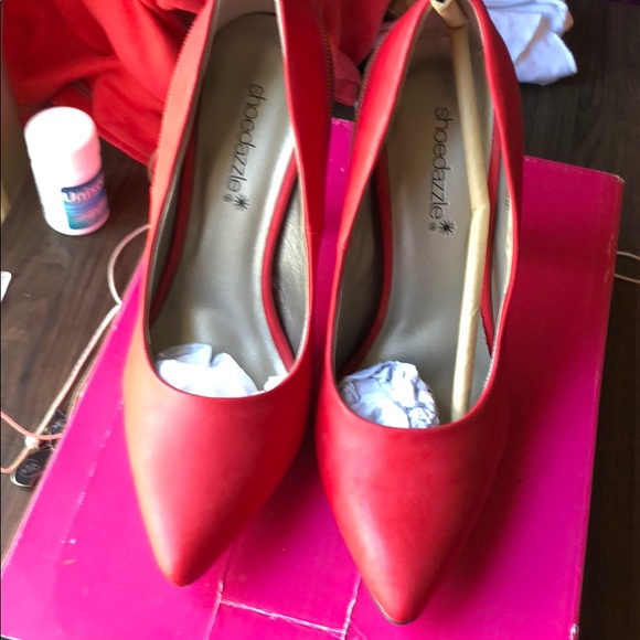 Shoes - Picture 3 of 4